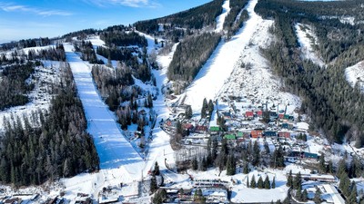 ZIMA ZA POLOVIC, LÉTO ZDARMA