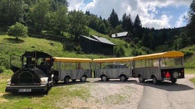 Cesta z Vrchlabí k lanovce na Žalý